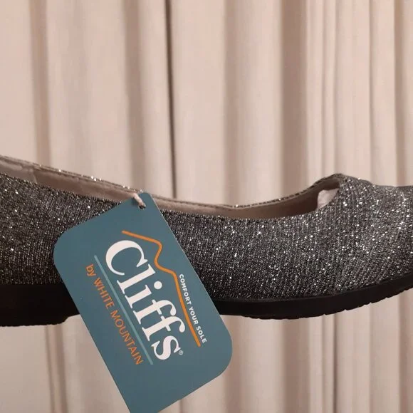 SILVER SPARKLE FLATS NEW WITH TAGS CLIFFS BY WHITE MOUNTAIN - Picture 12 of 13
